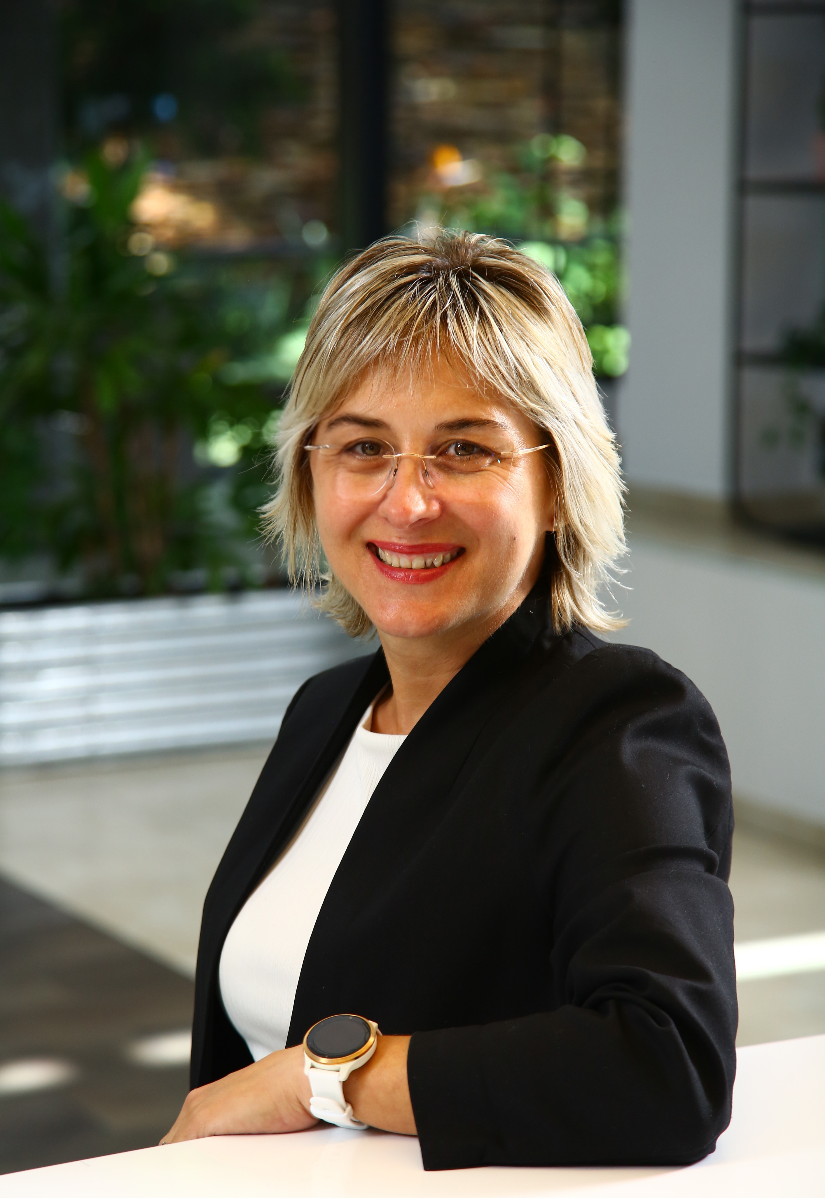 Leonie Stanley — Operations Director, Euphoria Telecom